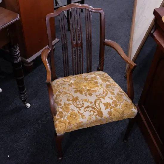 HEPPLEWHITE STYLE HALL CHAIR