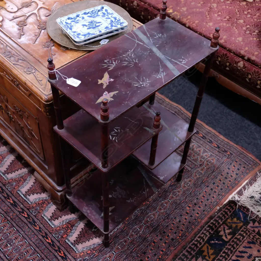 SMALL LACQUER SHELF Image 1++