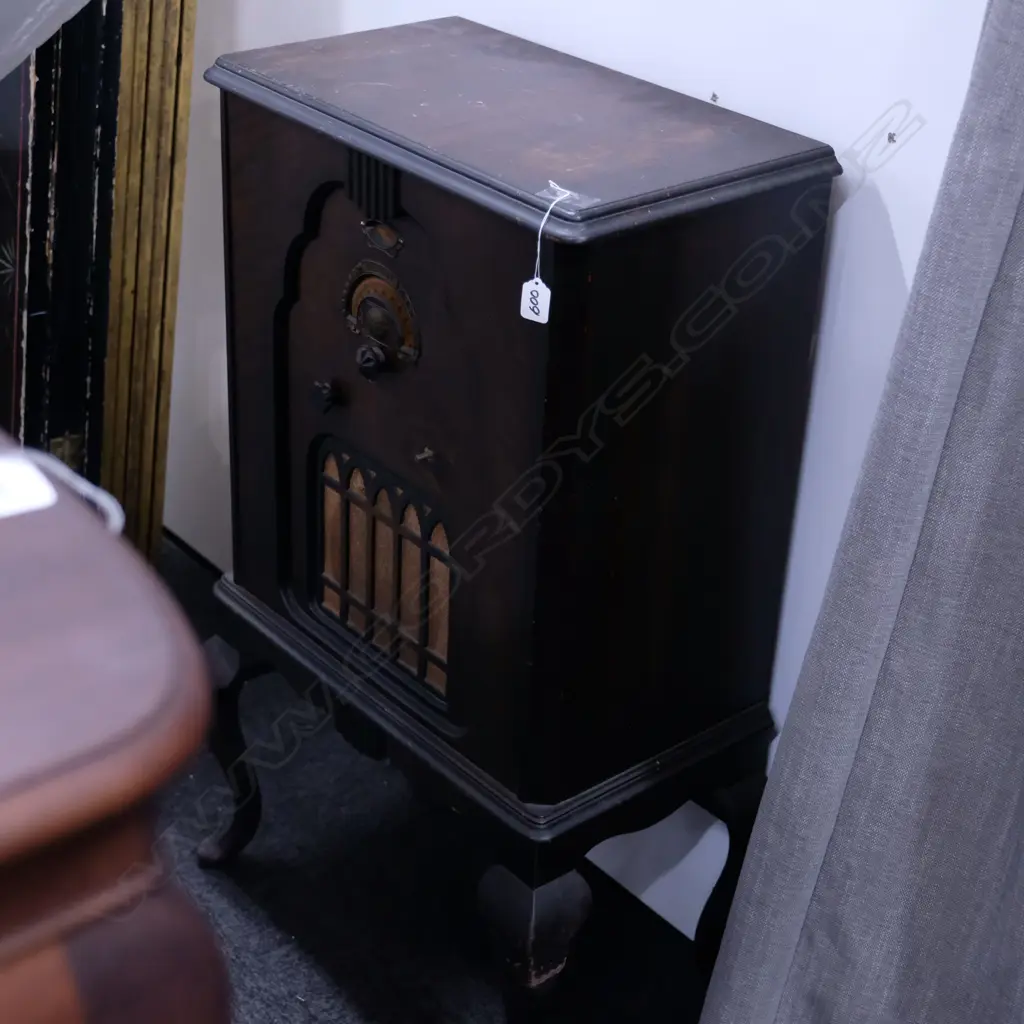 ULTIMATE UPRIGHT RADIO Image 1++