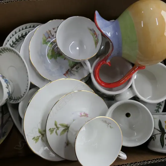 BOX ASST CHINA INCL. DOULTON ETC