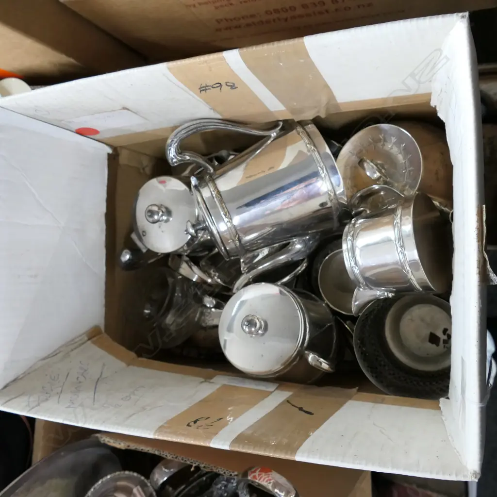 LOT 4PC & 3PC TEASETS, BOWLS ETC Image 1++