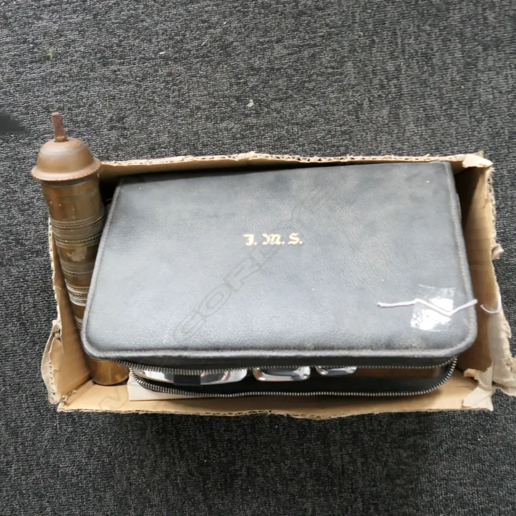 LARGE BOX OF ASSORTED CUTLERY/SHAVING KIT/COFFEE GRINDER (AF) Image 1++