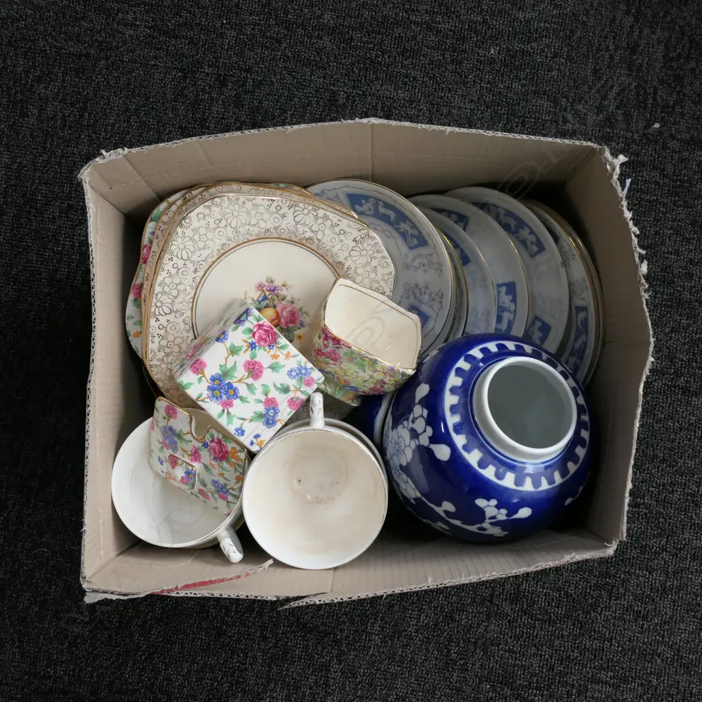 BOX ASST CHINA INCL ROYAL WINTON & COALPORT Image 1++