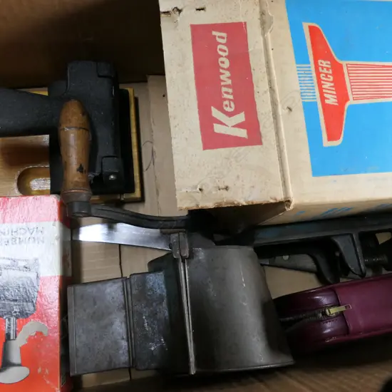 BOX MISC INCL. VINTAGE KENWOOD MINCER