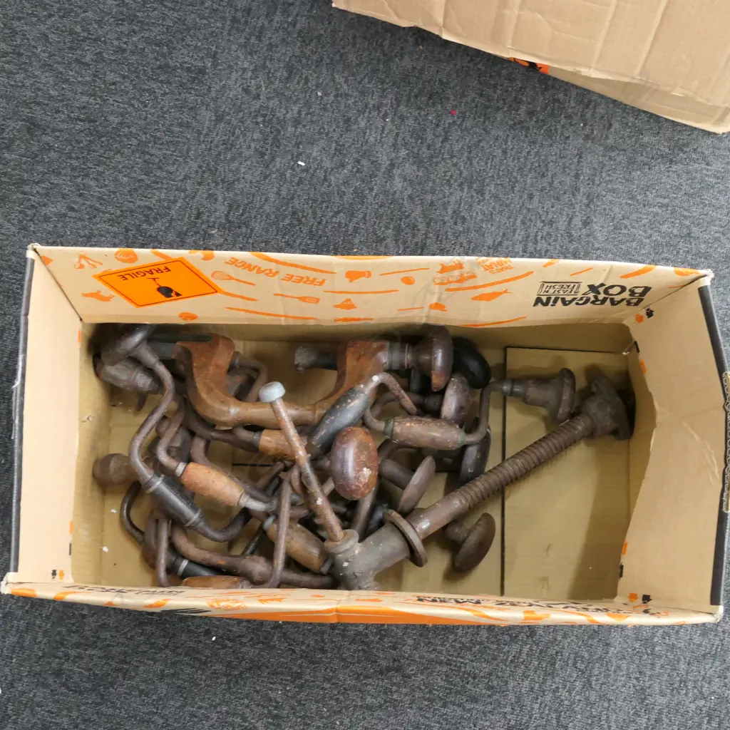 LOT ASST ANTIQUE BRACE AND BITS Image 1++