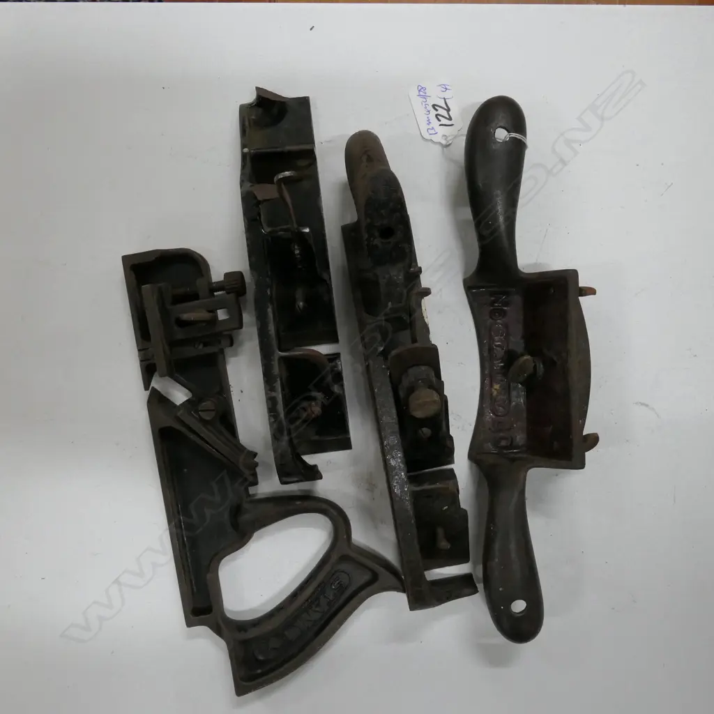 3 STANLEY PLANES NO 39/78/80 + ONE OTHER Image 1++