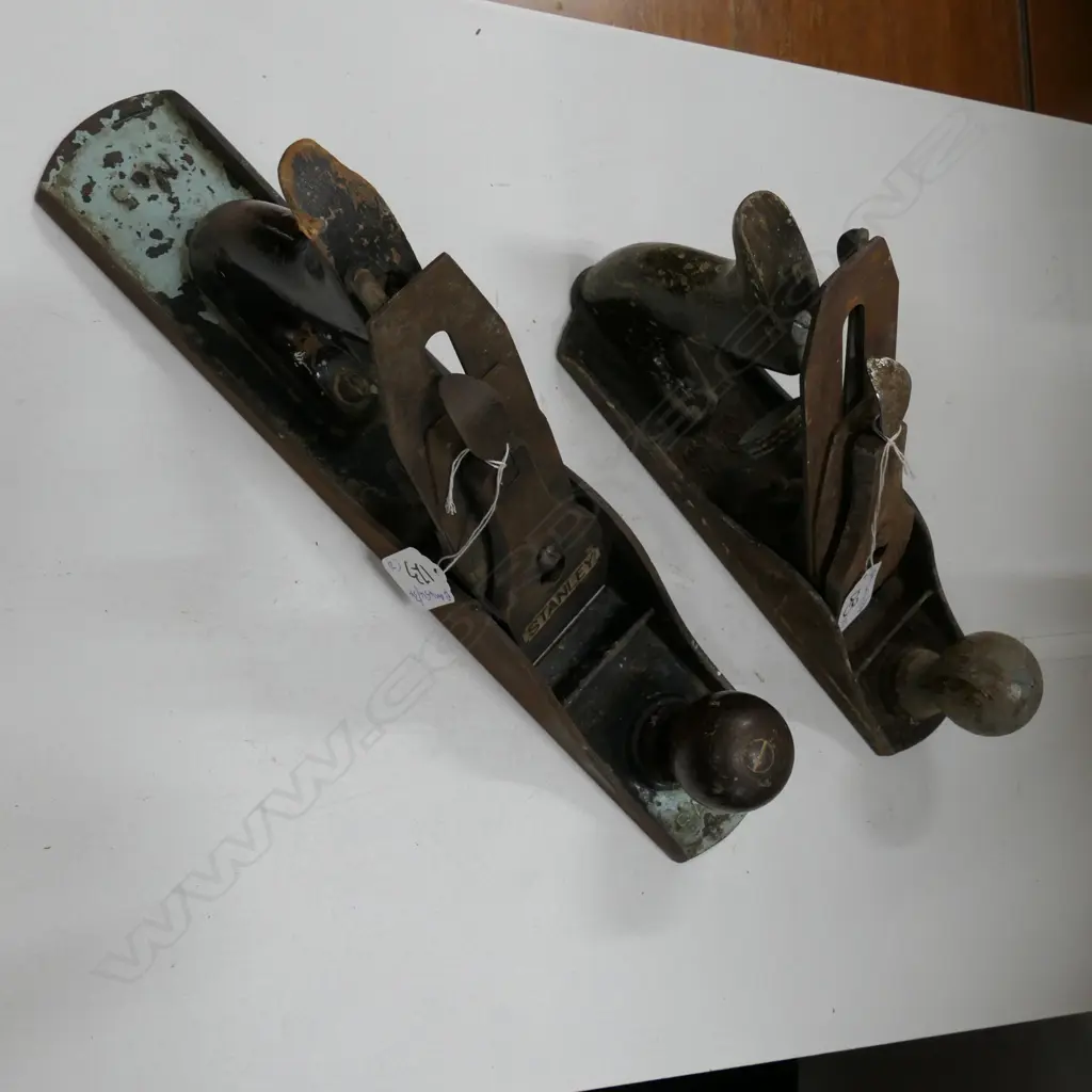 STANLEY NO 5 PLANE + ONE OTHER Image 1++