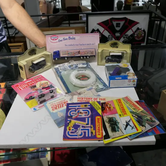 LOT ASST DIECAST CARS, MATCHBOX ETC