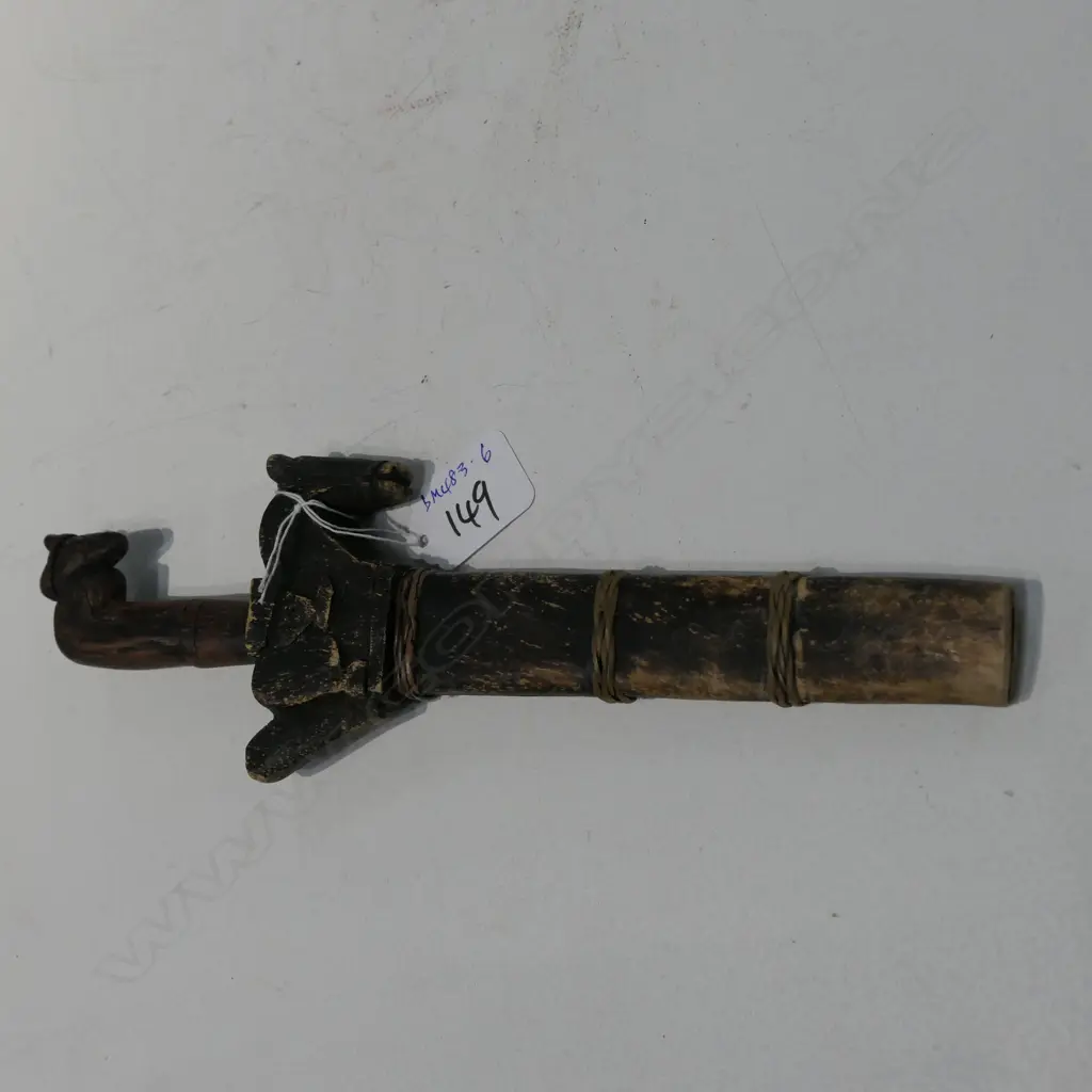 (K?8) AN OLD INDONESIAN KNIFE w HILT & SCABBARD MOUTH APPEARING AS A HORSE & RIDER Image 1++