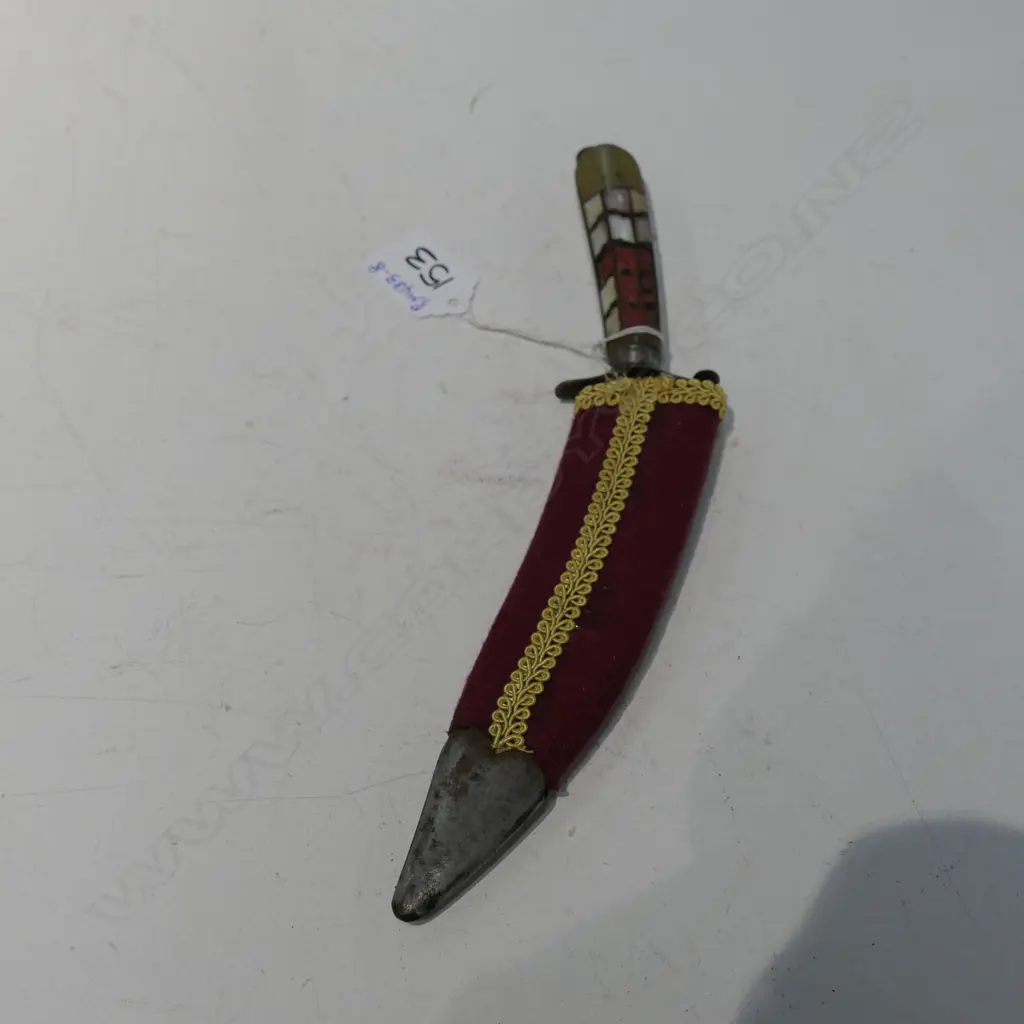 (KN10) SMALL KUKHRI SHAPED KNIFE w M.o'P INLAID HILT (SOME LOSSES) Image 1++
