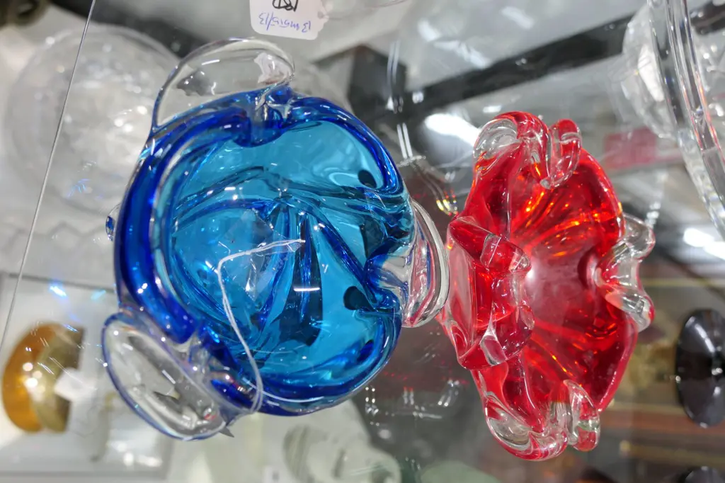 2 MURANO ART GLASS DISHES Image 1++