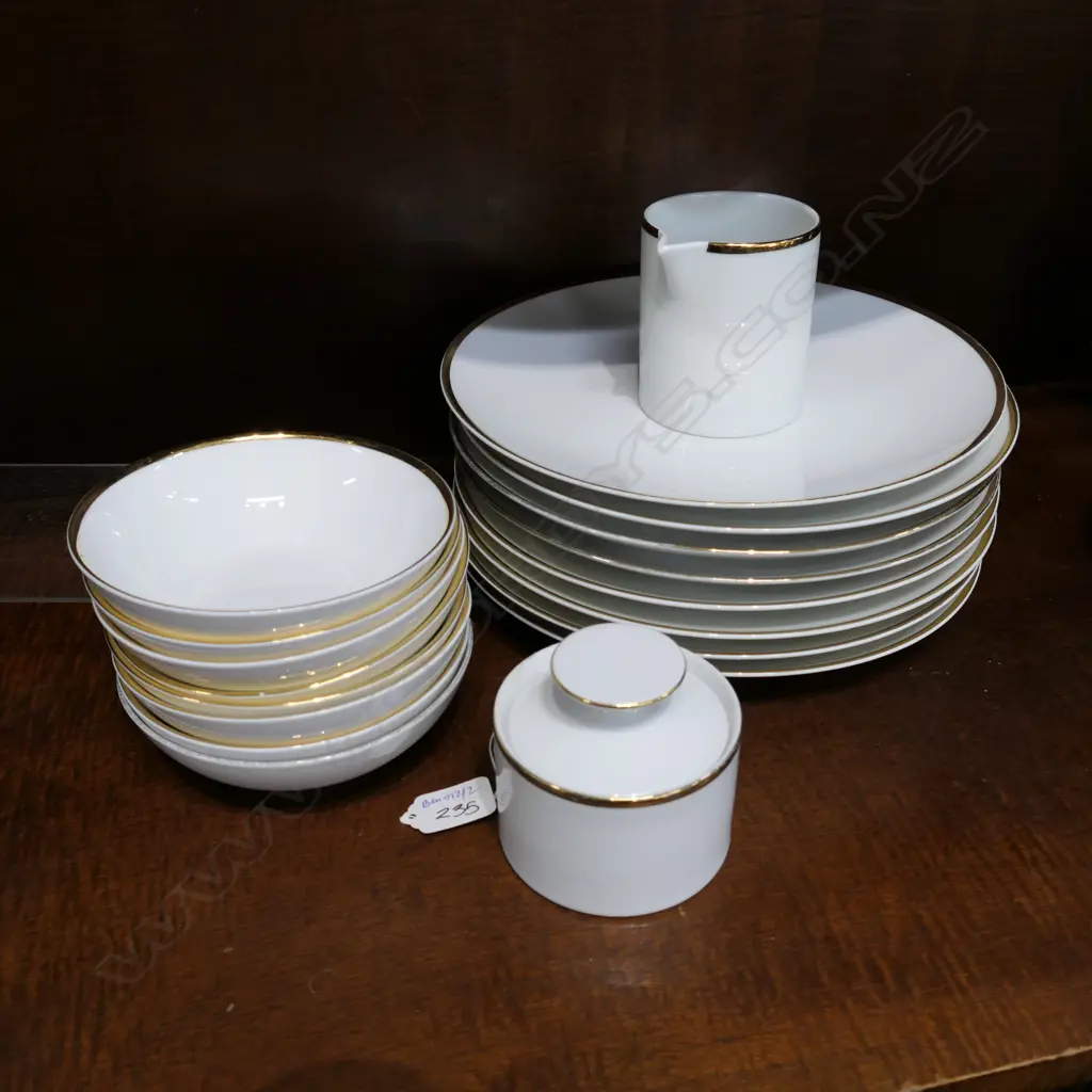 THOMAS PORCELAIN PART DINNER SERVICE Image 1++