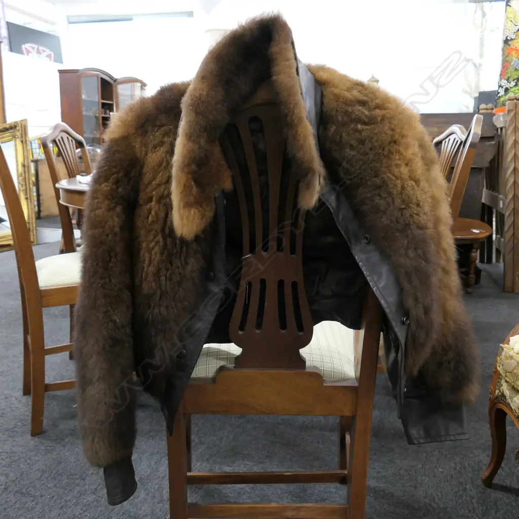 RETRO FUR COAT Image 1++