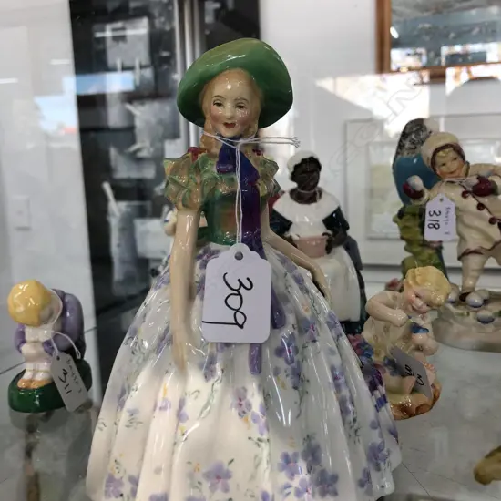 ROYAL DOULTON FIGURE EASTER DAY HN1976 7¼" DESIGNER  L.HARRADINE  1945-1951