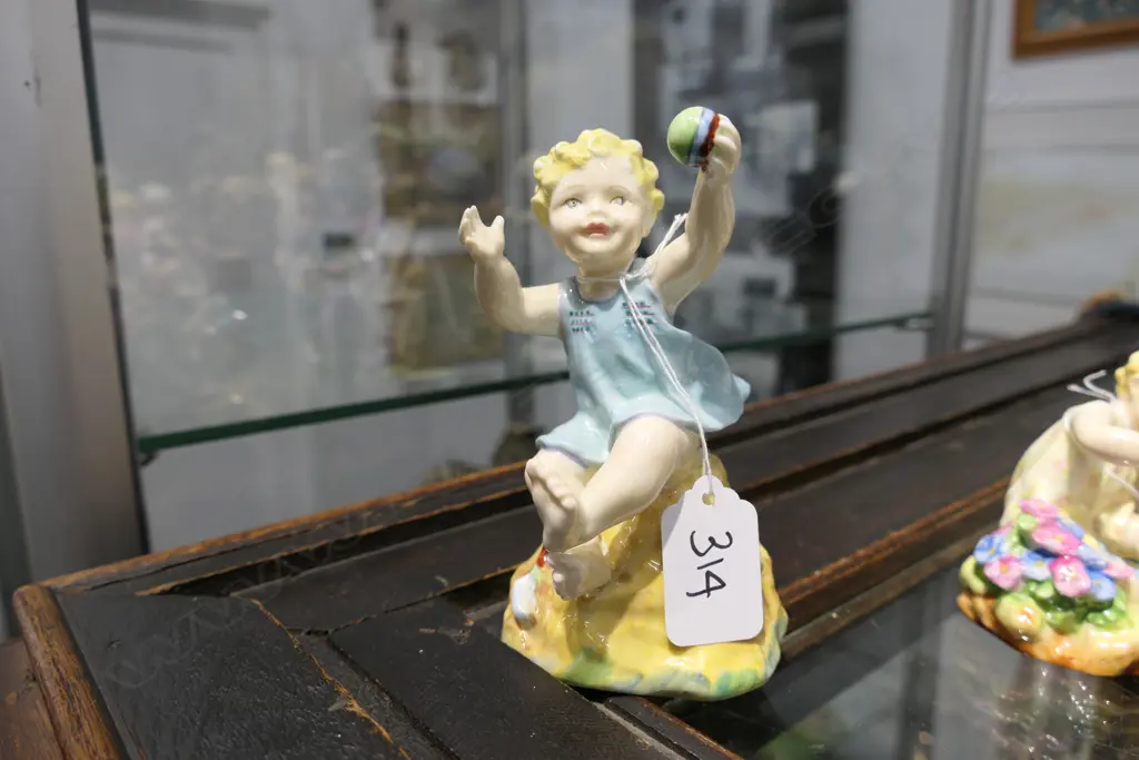 ROYAL WORCESTER FIGURE SUNDAYS CHILD RW3256 4¼" MODELLER FREDA DOUGHTY 19638-1984 Image 1++