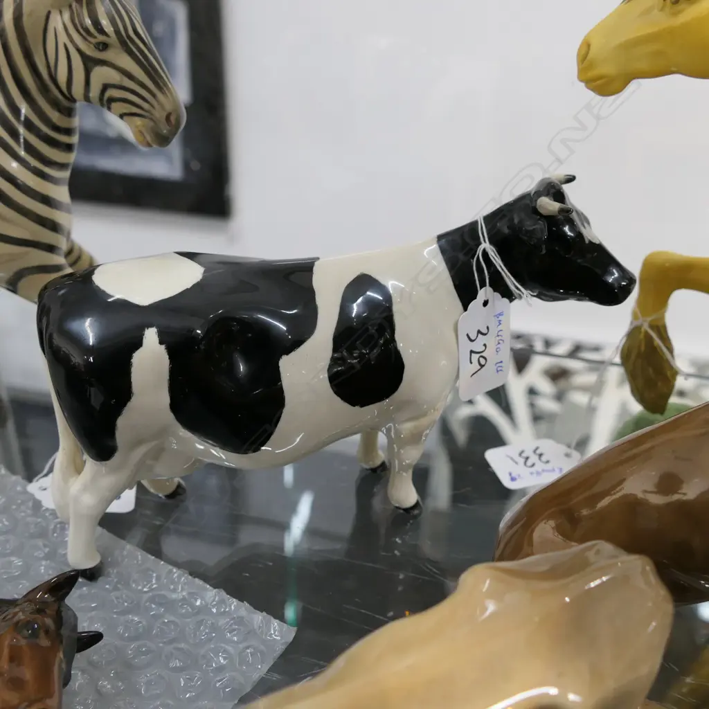 BESWICK FREESIAN COW 1362A CLAYBURY LEEGWATER 4½" DESIGNER ARTHUR GREDINGTON 1954-1997 Image 1++
