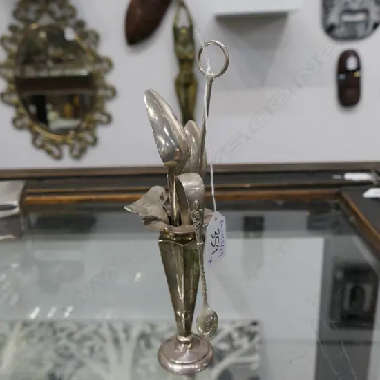 ASST STERLING SILVER INCL VASE, SPOON, TONGS, PICKLE FORK. APPROX 130gm