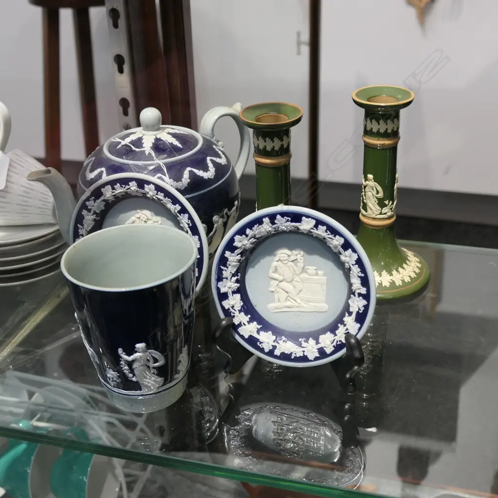 6 PCES COPELAND CHINA INCLUDING CANDLESTICKS Image 1++