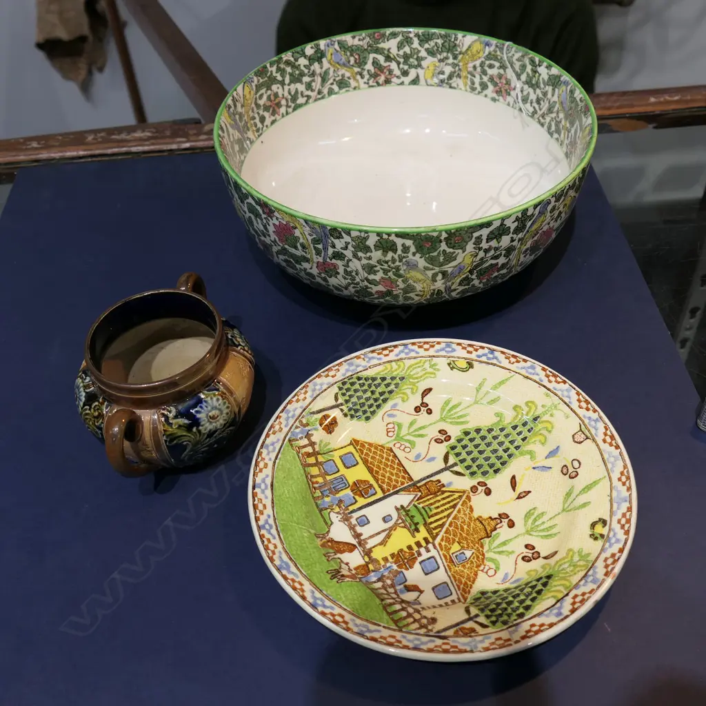 3 PCES ROYAL DOULTON INCL 'PERSIAN' BOWL, LAMBETH & ANOTHER Image 1++