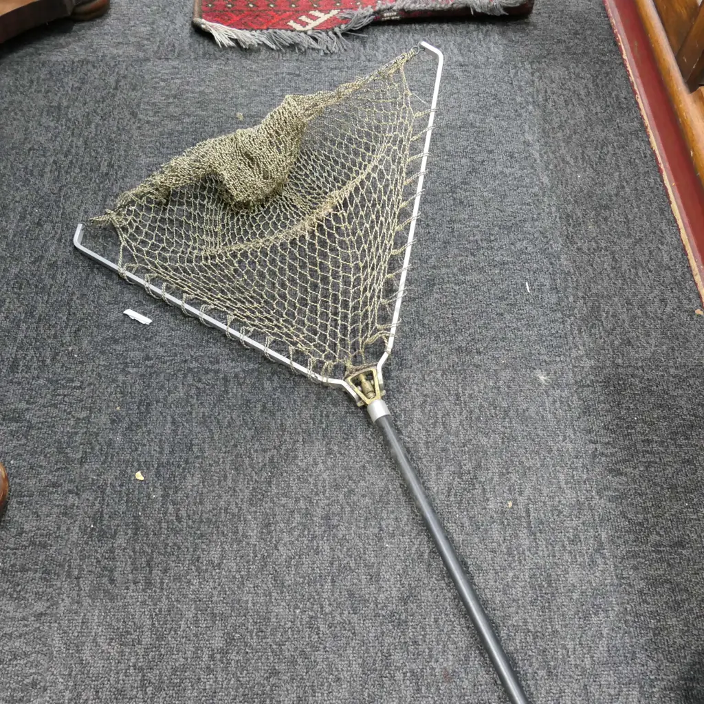 VINTAGE 'MADE IN GREAT BRITAIN' TROUT LANDING NET Image 1++