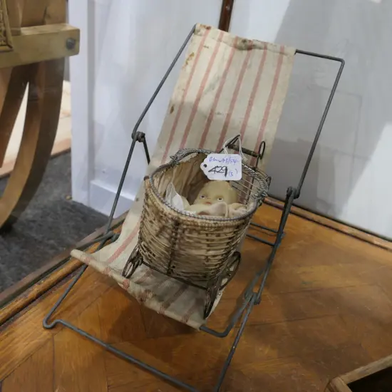 CHILD'S TOY PRAM, DOLL & DECK CHAIR