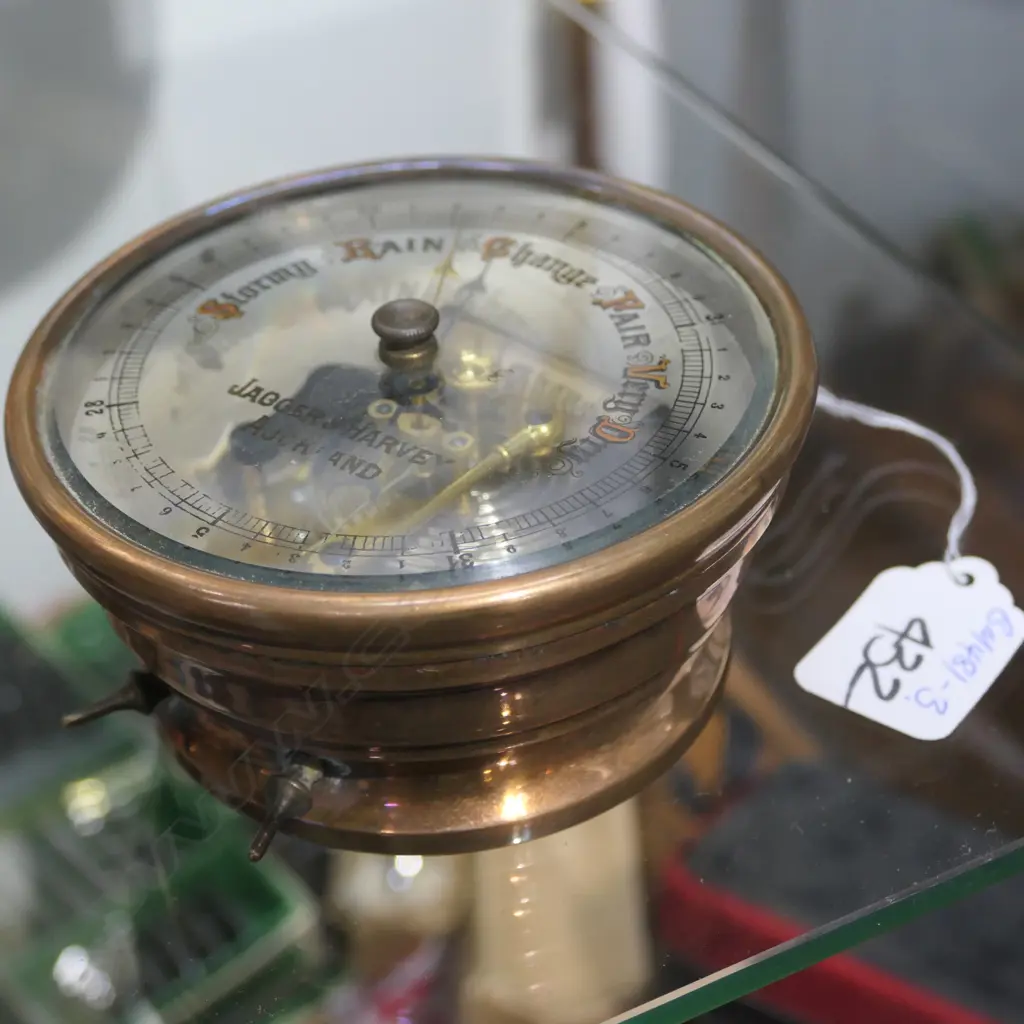 JAGER & HARVEY AUCKLAND BAROMETER COPPER CASE Image 1++