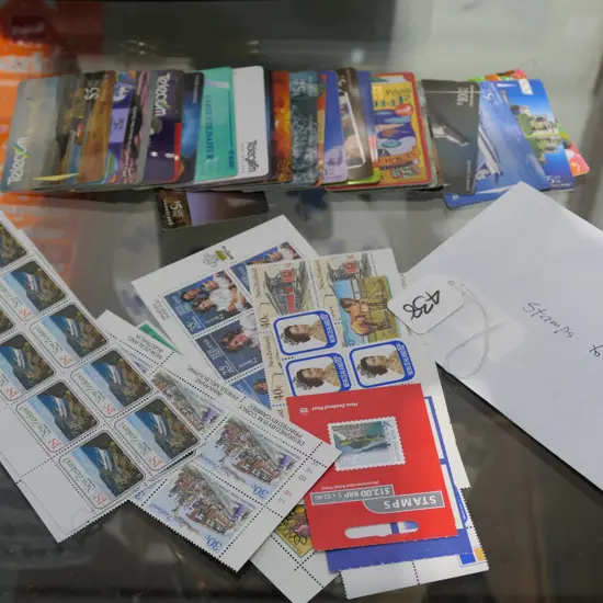 ASST UNUSED NZ STAMPS