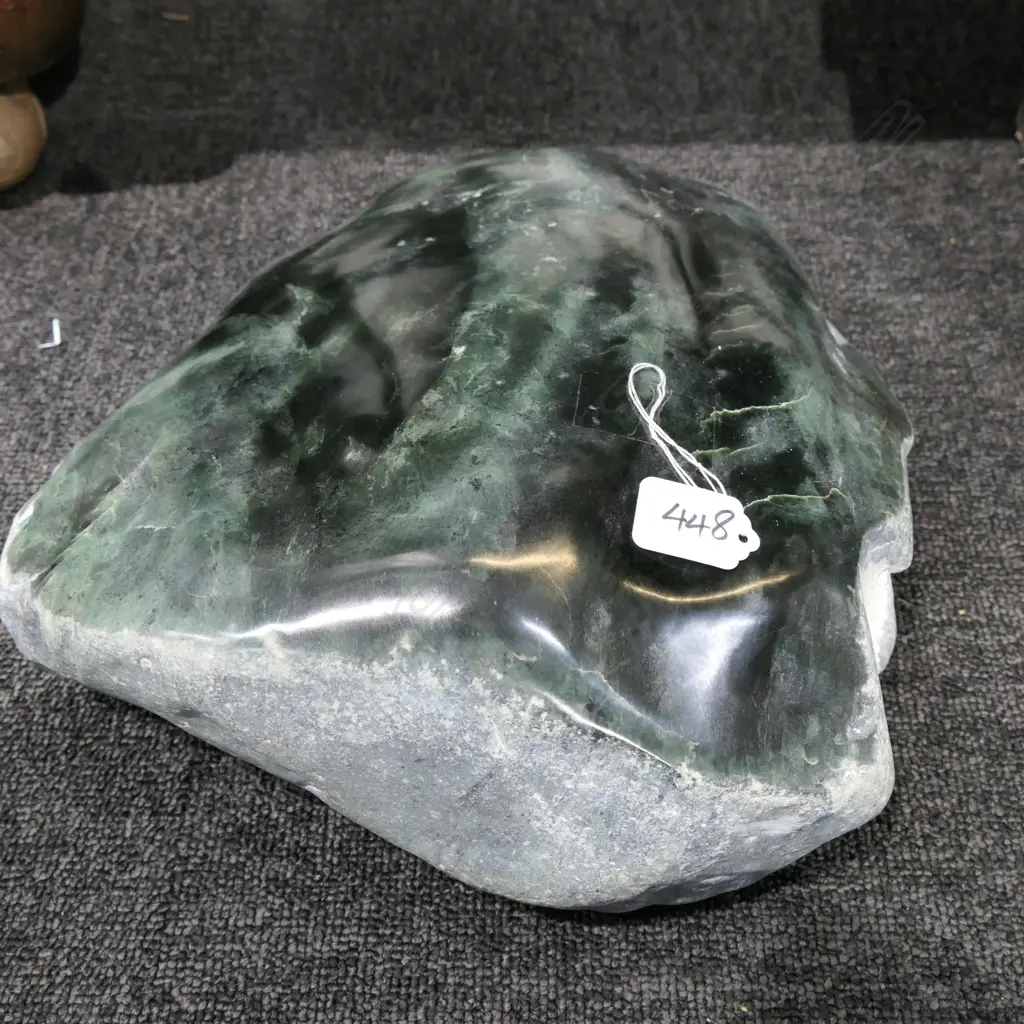 POUNAMU BOULDER, 14kg Image 1++