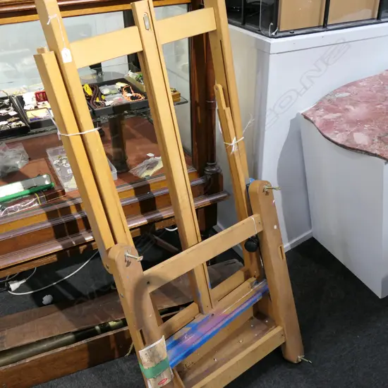 LARGE ARTISTS EASEL BY MABEF