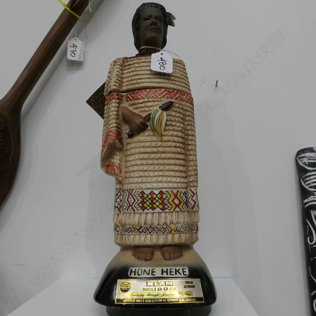 JIM BEAM HONE HEKE DECANTER Image 1++