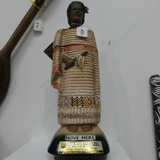 JIM BEAM HONE HEKE DECANTER