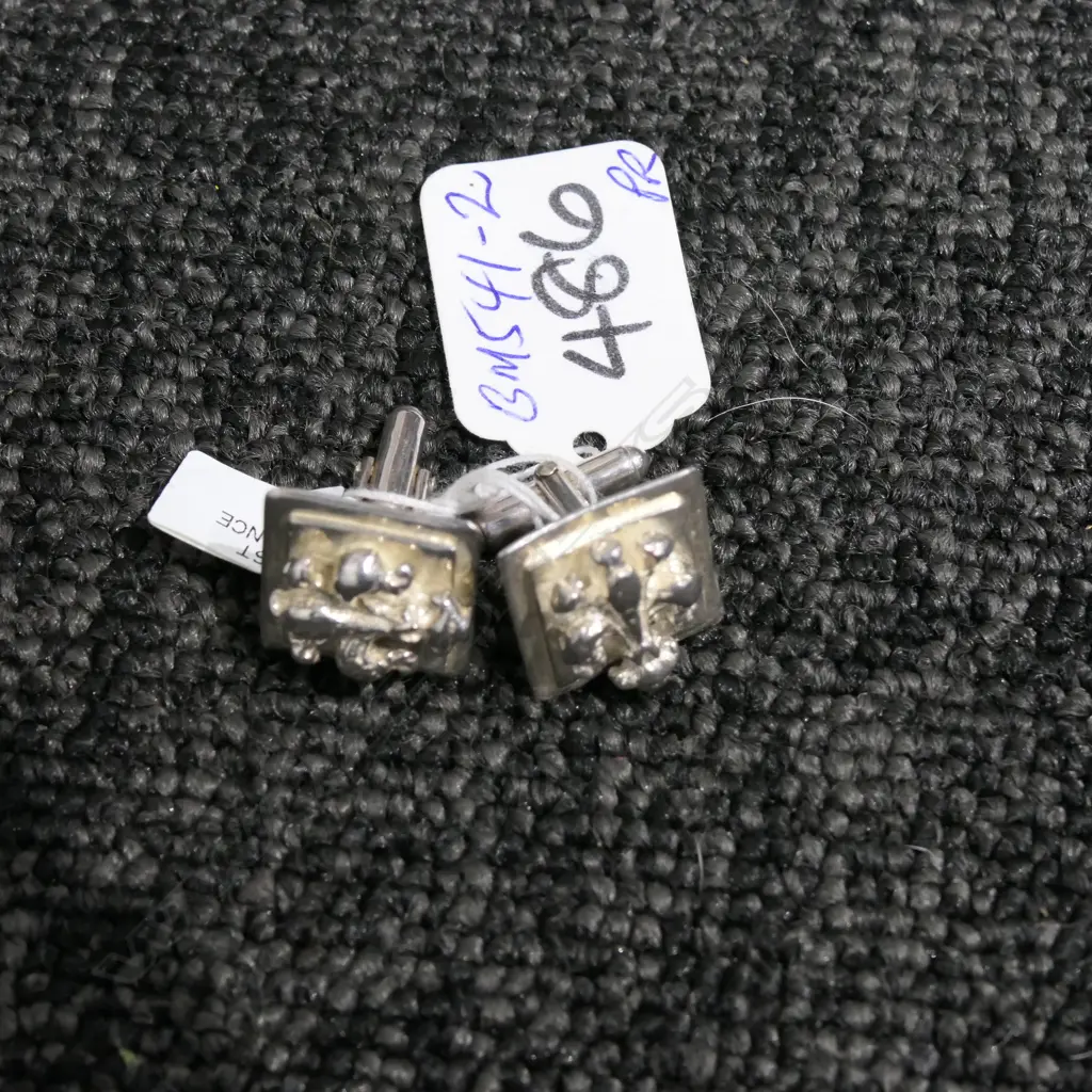 PR SILVERED FLEUR-DE LYS CUFFLINKS 'LAST CHANCE' Image 1++