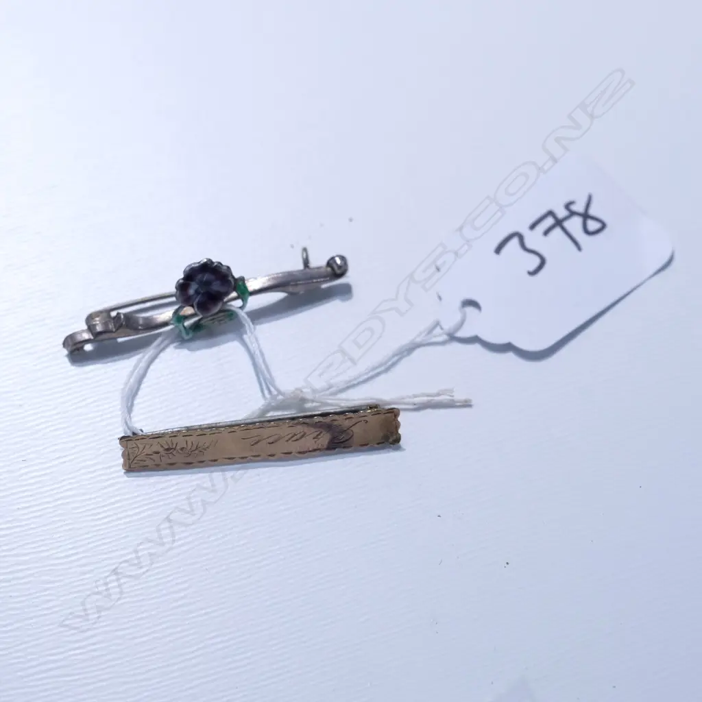 2 BROOCHES; 9CT & ENAMELLED Image 1++