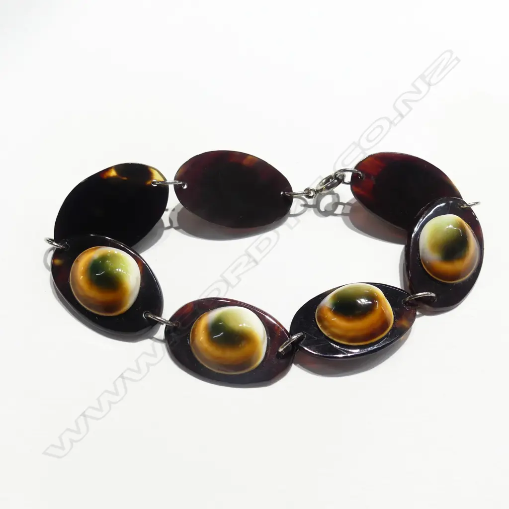 GOOD VINTAGE CATS EYE & TORTOISE SHELL BRACELET Image 1++