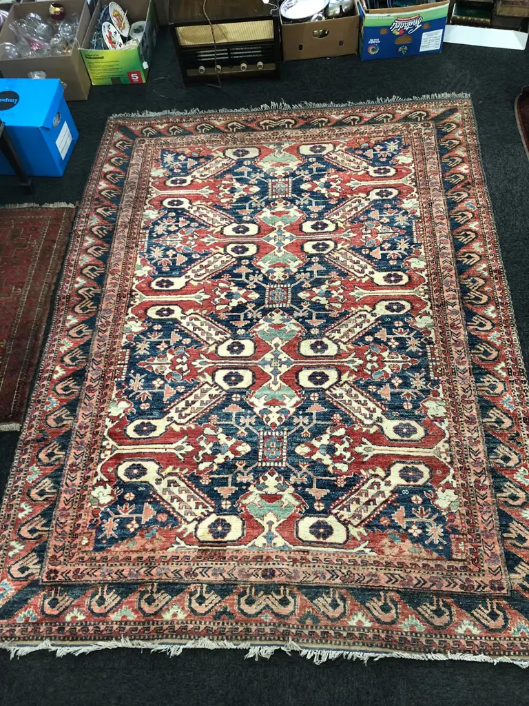 HAND KNOTTED PERSIAN RUG 2.4M X 1.7M Image 1++