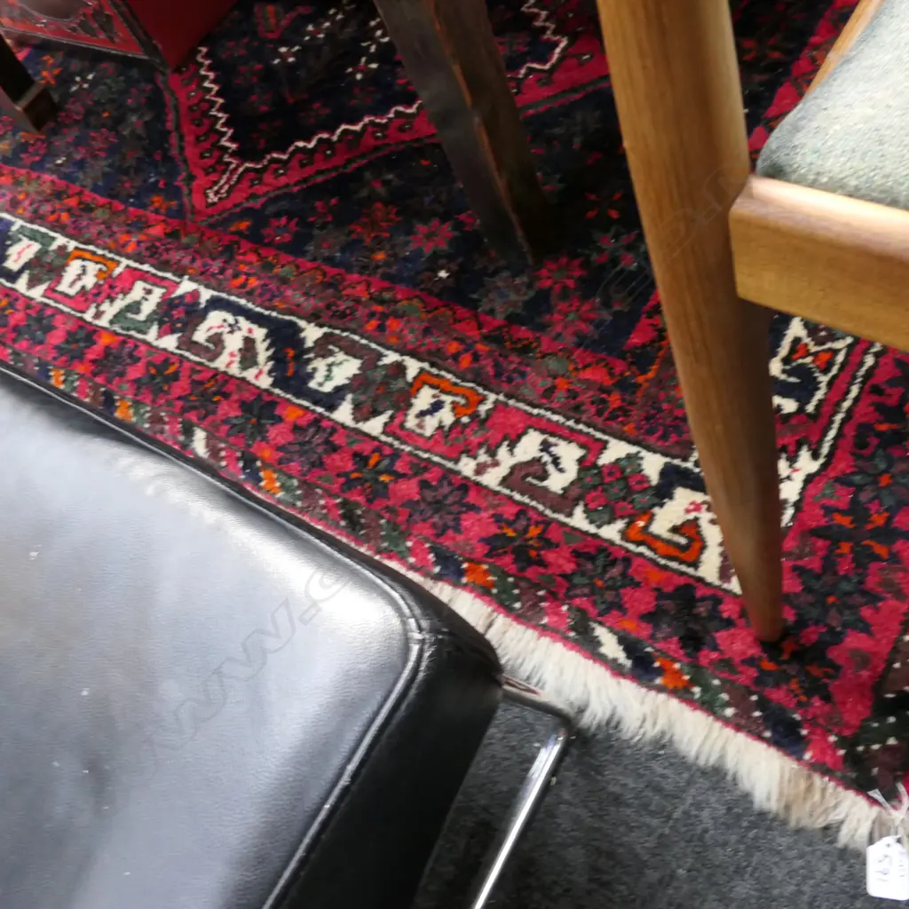 VINTAGE HAND KNOTTED CARPET 1.9M X 2.5M Image 1++