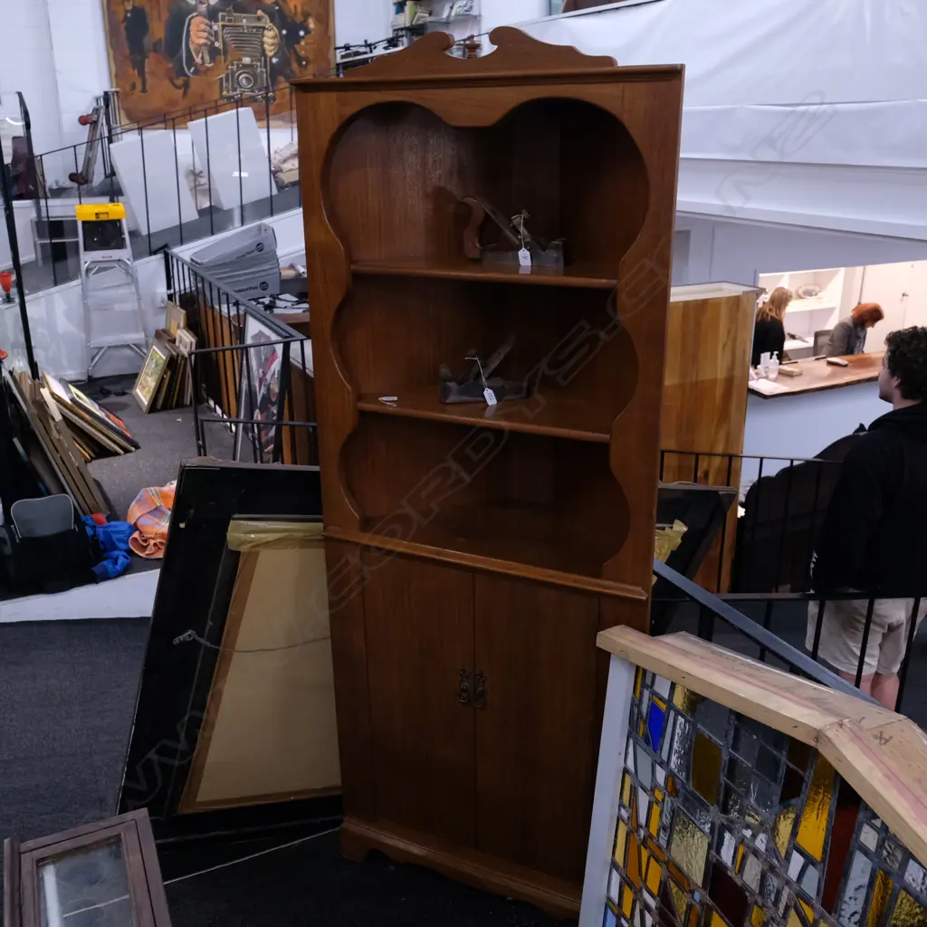 MAHOGANY CORNER  CUPBOARD H 1900 MM Image 1++