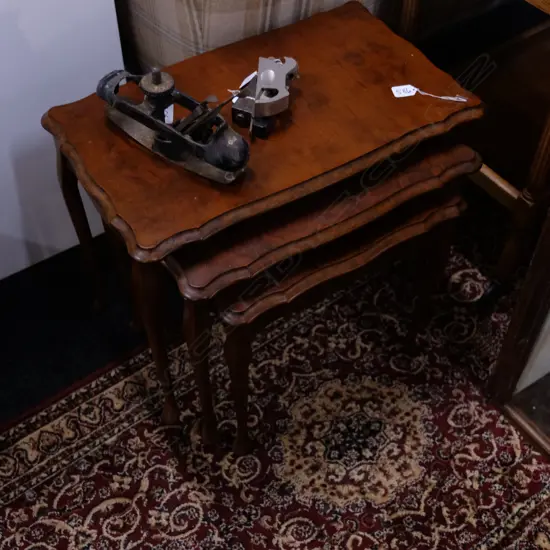 NEST OF 3 SIDE TABLES 