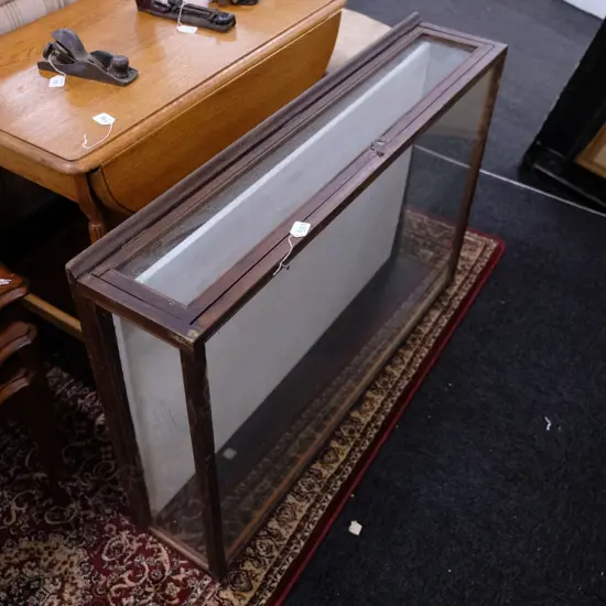 VINTAGE TABLE TOP DISPLAY CABINET BACK OPENING
