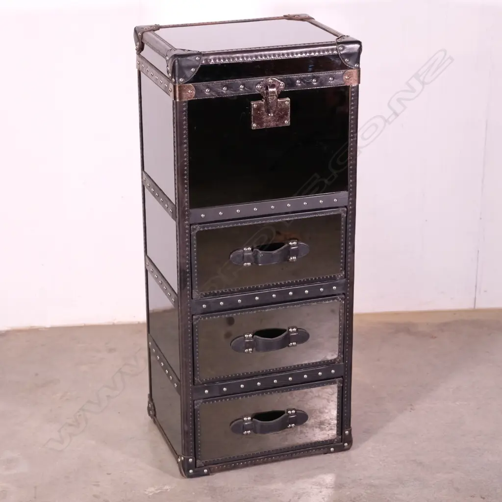 A contemporary designer (Tiquila Kola) black mirrored chest Image 1++