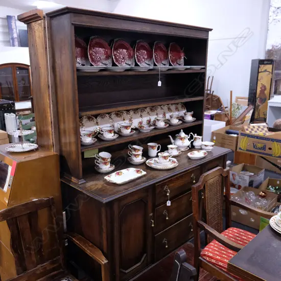1940s OAK DRESSER WITH PLATE RACK BACK. W.1345mm x H.1900MM