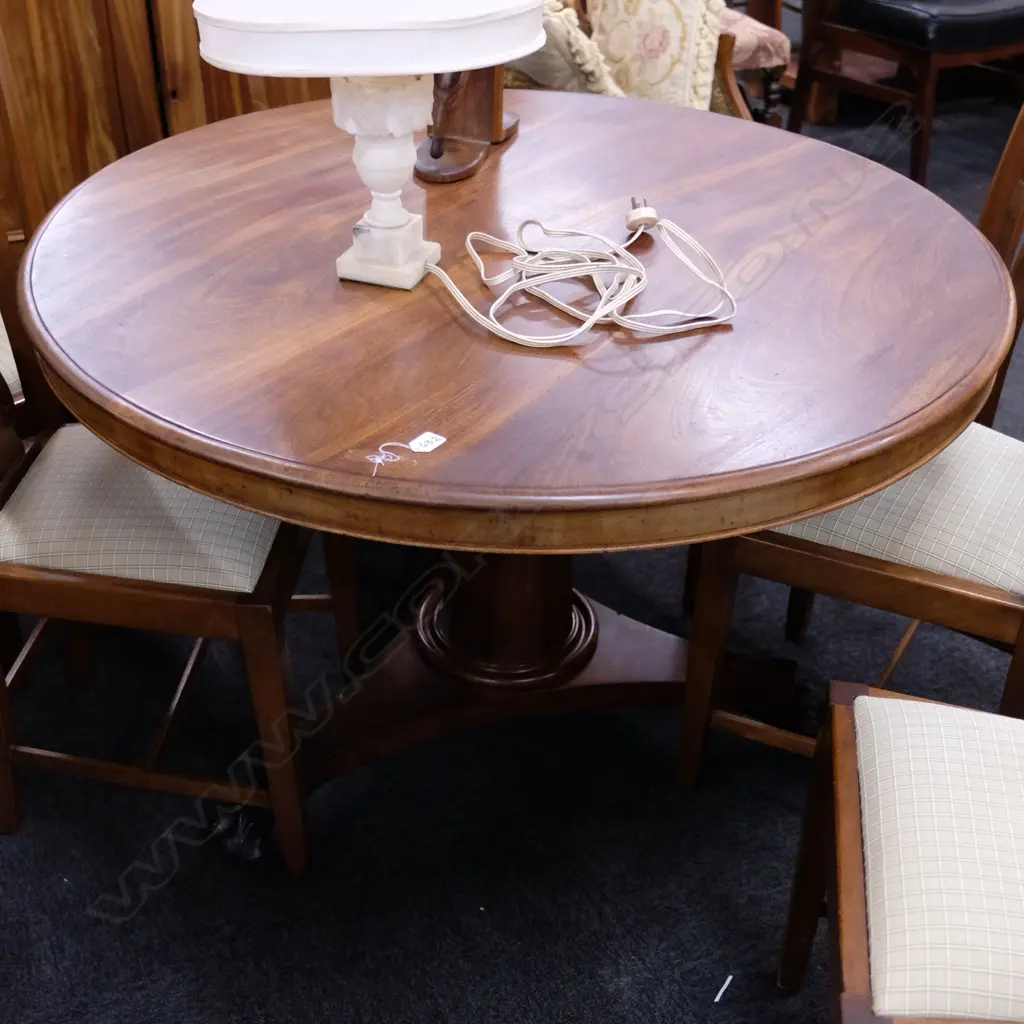 VICT mahogany pedestal table  H. 800mm Image 1++