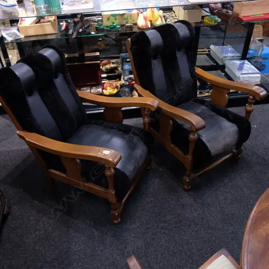 PR OAK UPHOLSTERED ARMCHAIRS H. 900MM