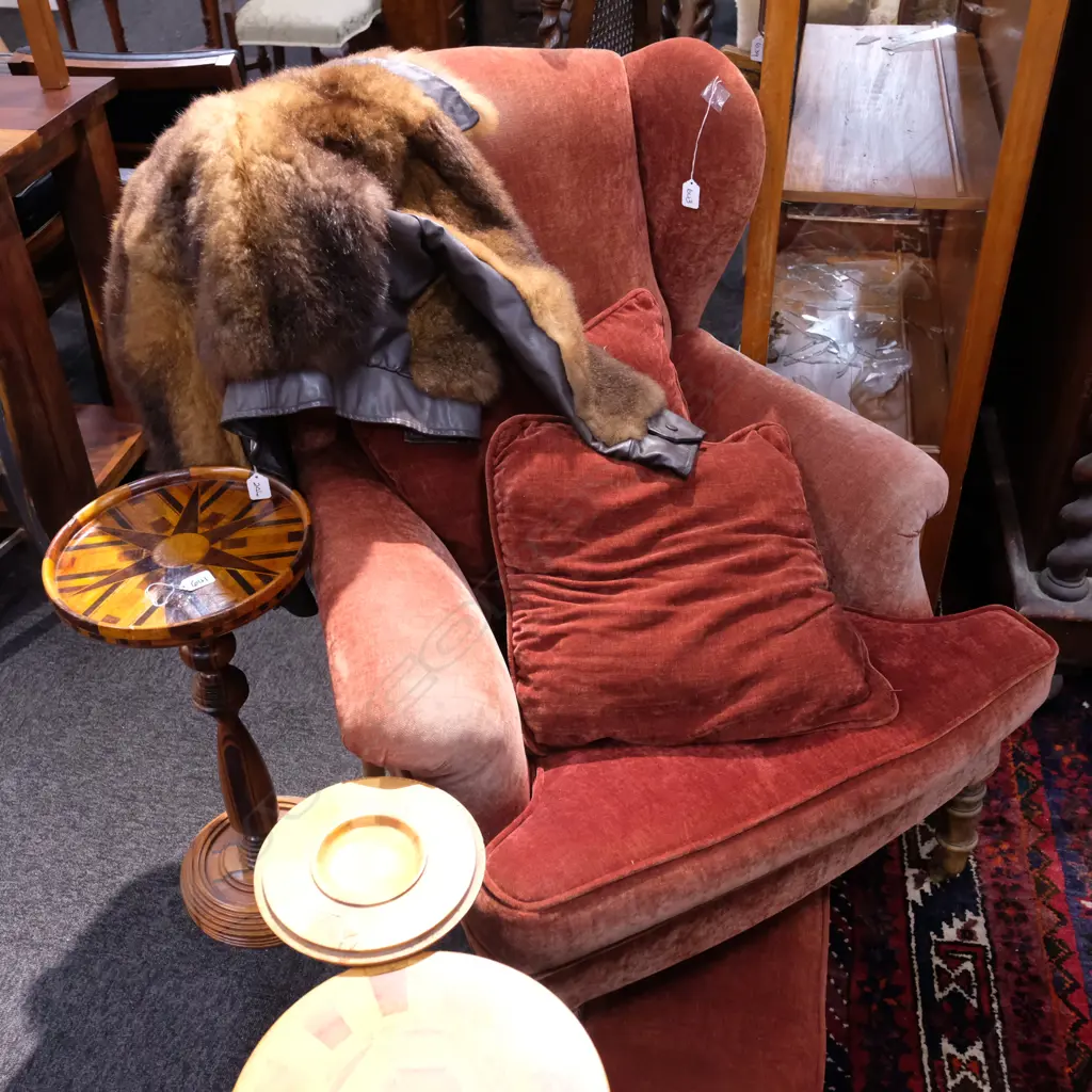 VINTAGE WINGBACK CHAIR (H.950mm) & FOOTSTOOL Image 1++