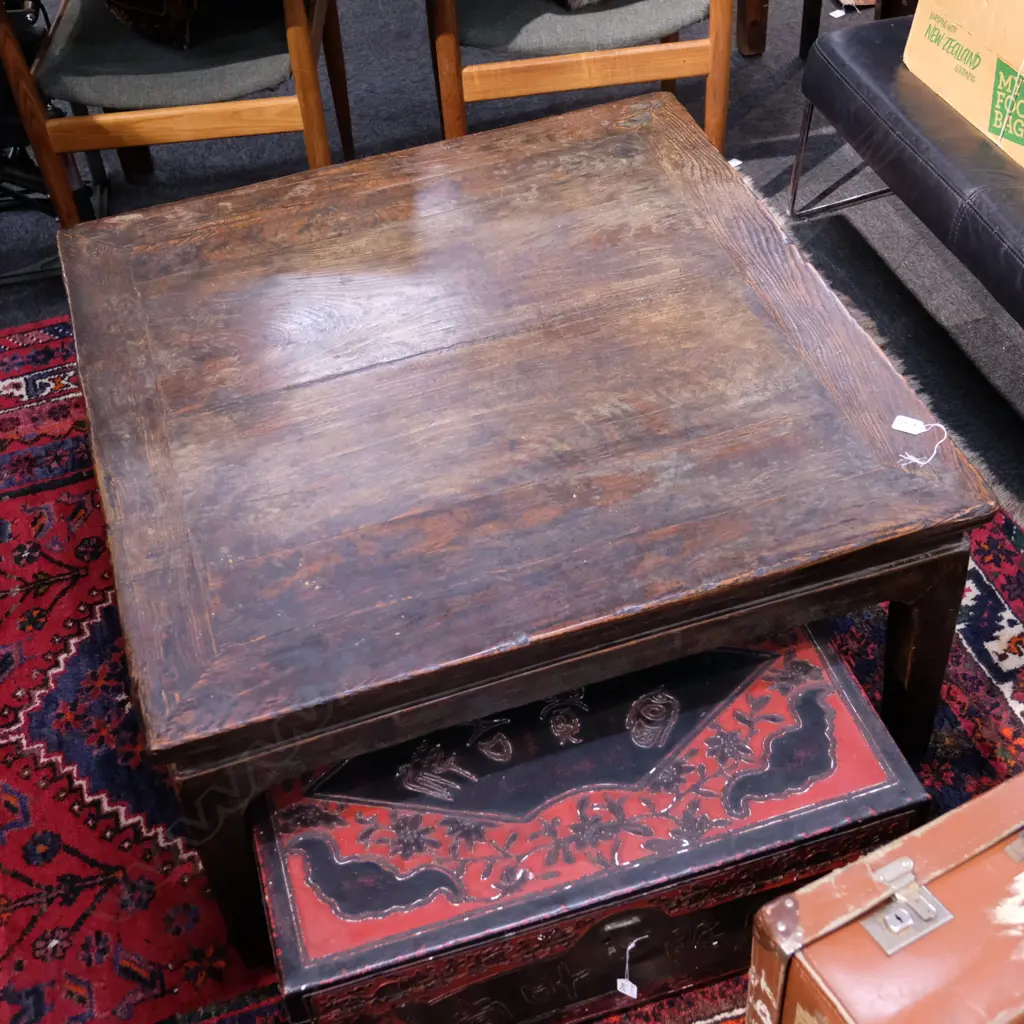 19TH CHINESE ELM LOW TABLE Image 1++