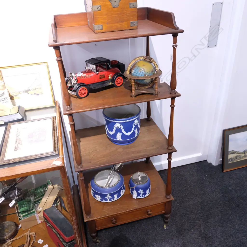 LARGE VICTORIAN MAHOGANY WHAT-NOT H. 1440MM  Image 1++