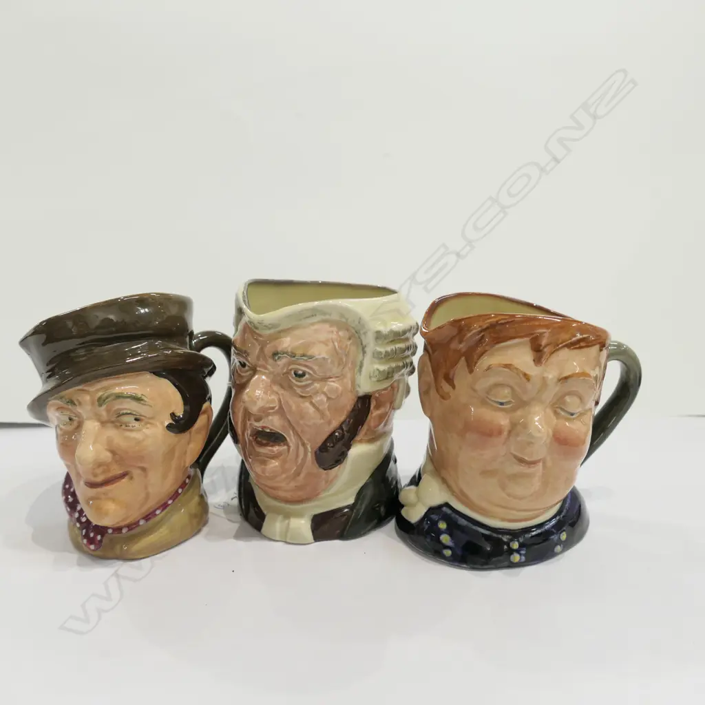 3 R/D CHARACTER JUGS Image 1++