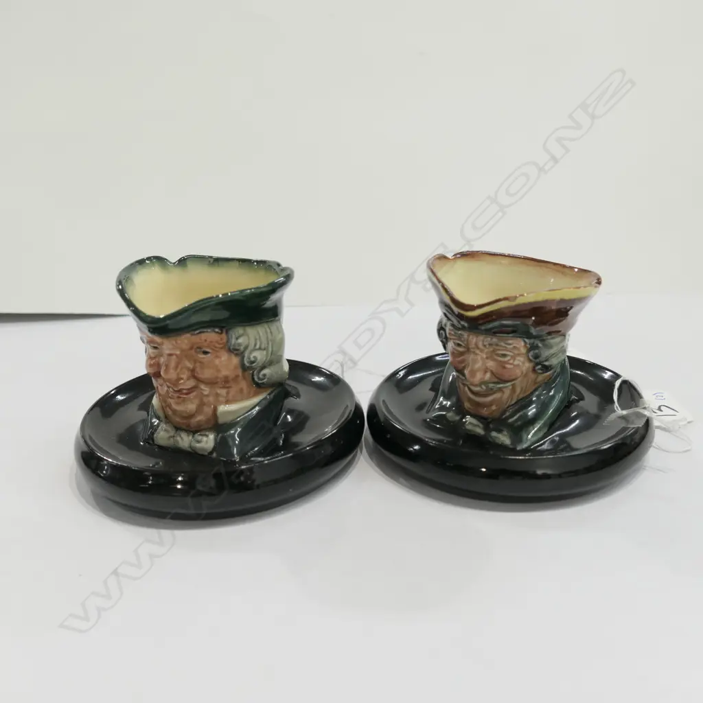 2 R/D CHARACTER ASHPOTS Image 1++