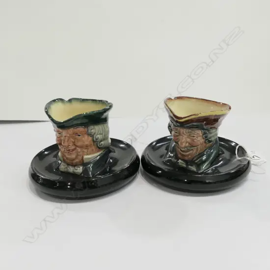 2 R/D CHARACTER ASHPOTS