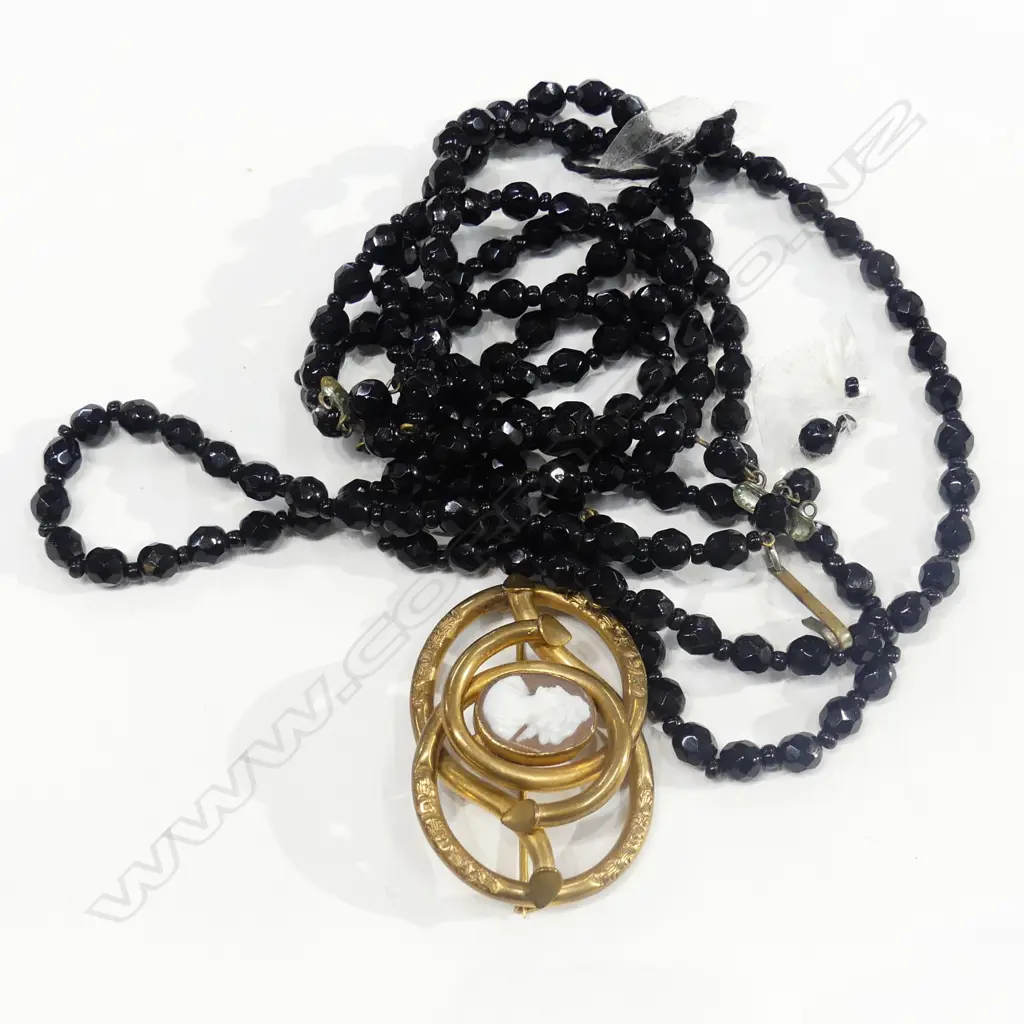 PINCH BECK CAMEO BROOCH? & BLACK BEAD NECKLACE A.F. Image 1++